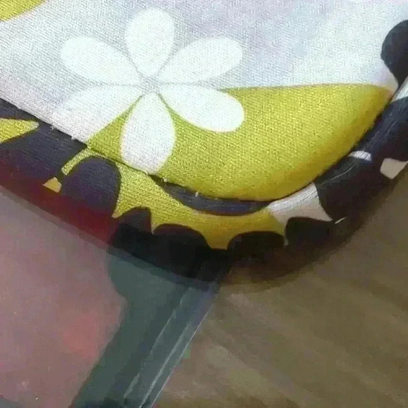 Vera Bradley Tablet Sleeve Baroque Pattern - Picture 8 of 12